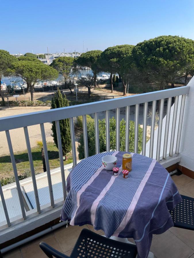 Vue Port, Parking Prive, Terrasse, Clim Apartamento Le Grau-du-Roi